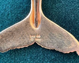 Lot#81 14k gold whale tale pendant necklace chain 25”