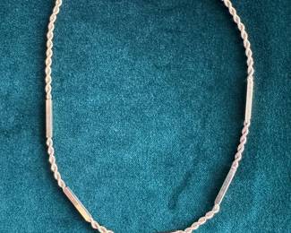 Lot#89 14k gold chain & bar necklace 18" long