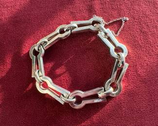 Lot#118 Now $300 - Was $400 Rare vintage Henkel Grosse sterling keyhole link bracelet weight: 46.8 grams