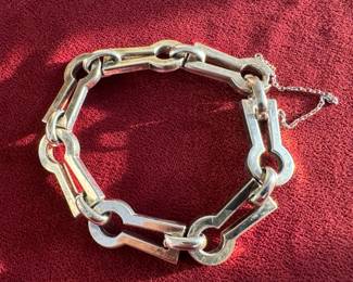 Lot#118 Now $300 - Was $400 Rare vintage Henkel Grosse sterling keyhole link bracelet weight: 46.8 grams