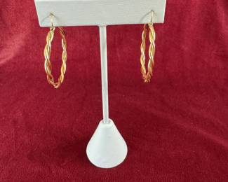 Lot#117 14k gold twisted hoop earrings 1.5" diameter weight: 5.9 grams