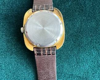 Lot#91 Now $110 - Was $150 Vintage Tissot "Seven" watch - runs - scratches on crystal & hairline cracks on face