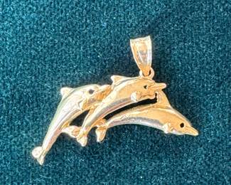 Lot#64 14k gold 3 dolphin pendant