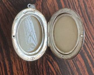 Lot#112 Now $64 - Was $85 Siam sterling silver locket pendant 2.5" total length weight: 25.8 grams