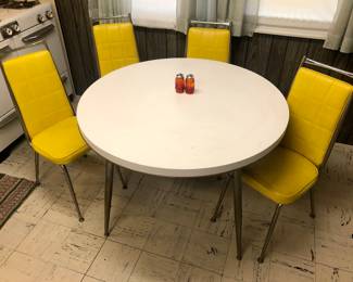 Nice vintage dinette set