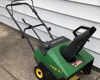 John Deere Snow Thrower, needs work