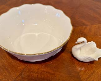 Lenox Bowl and "To the Bride" Swan