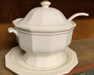 Soup tureen with ladle