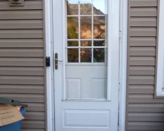 See prices & more info, copy & paste link below:
https://beforeudemo.com/sales-event/elmhurst-whole-house-demolition-sale/