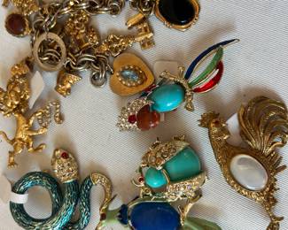 Beautiful costume jewelry...