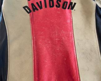 Vintage Harley Davidson women's jacket...what a fun xmas gift for your motorcycle partner...