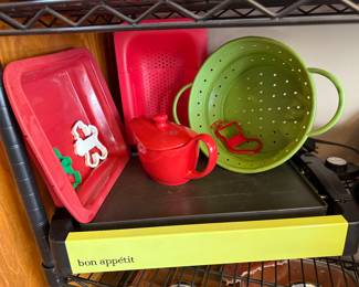 Silicone baking dishes