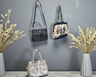 Ladies' handbags