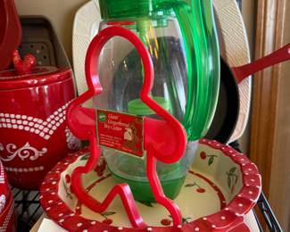 Temptations, cookie cutters