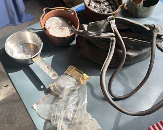 Lead smelter and molds for fishing weights