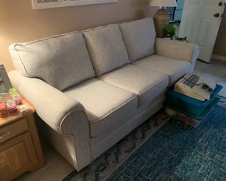 Nearly new sofa