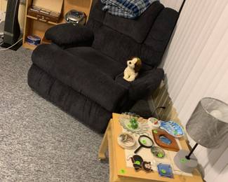 Large electric recliner