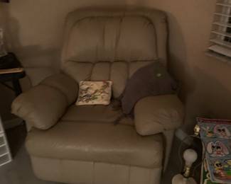 Leather recliner