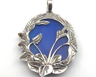 Sterling, blue agate pendant