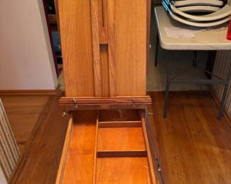 Artist Easel