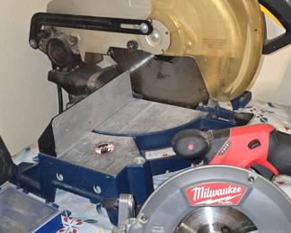 Ryobi Saw - Milwaukee Saw