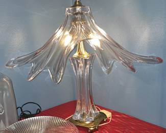 Cofrac Art Verrier Sculptural French Crystal Table Lamp With Brass Base