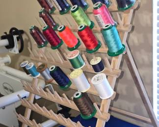 Thread and Thread Holder