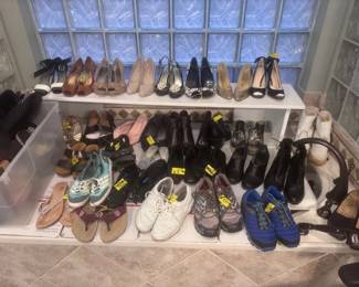 7 Medium Ladies Sandals, Slides, Pumps, Loafers,  Boots