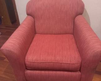 2 Bassett Matching Comfy Chairs 