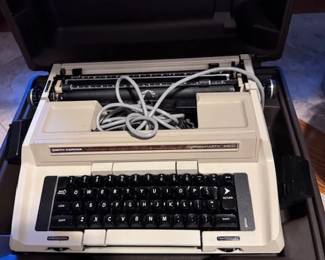 Xl working electric Typewriter