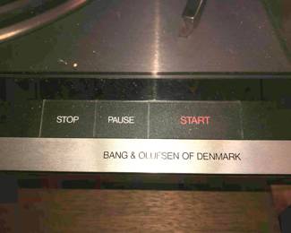 Beogram 3404 turntable