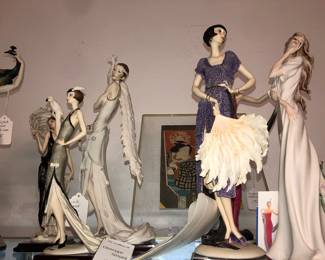 Armani figurines 