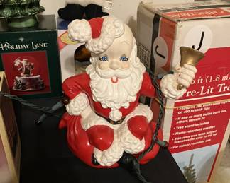 Several Christmas ceramics available.