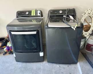 LG Washer / Dryer Set 