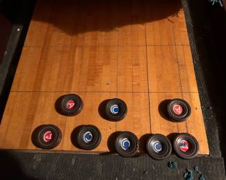 Shuffleboard 