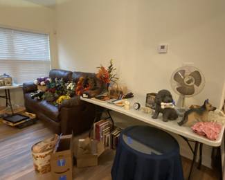 Wreaths and flower arrangements