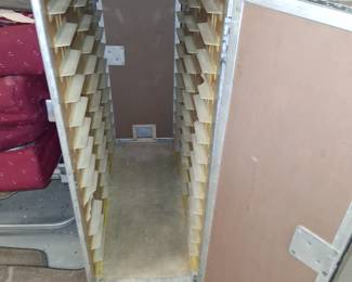 Delta food service cart