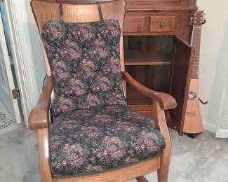Rocking chair