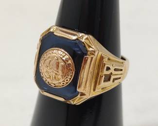 Gold Class Ring Size 6