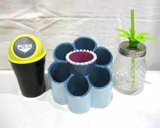 Organizer & Cups