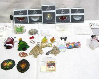 Pins, Pendants & Jewelry Making Supplies