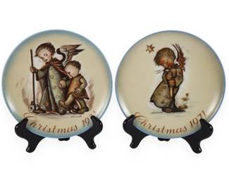 A Pair of Schmid Berta Hummel Limited First Edition Christmas Plates, 1971 and 1974