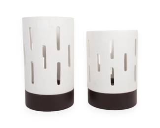 A Pair of Expandable Tree Trunk Protectors