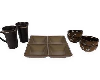 A Collection of Assorted Tableware, including Wedgwood 'Fleur' and Joseph Abboud 'Celestial'