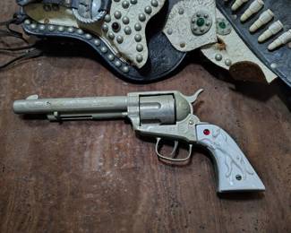 Vintage nichols stallion 45 toy gun 