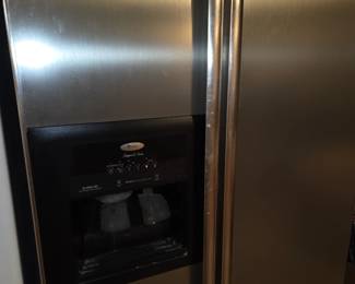 Whirlpool Stainless fridge