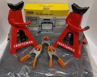 New Jacks, Tarp And Light