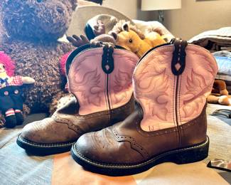 Justin pink and brown Leather boots