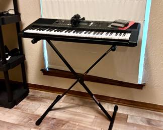 Yamaha Electric keyboard