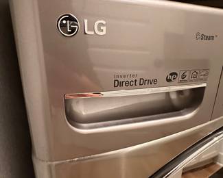 $300/ $300  LG Washer/Dryer